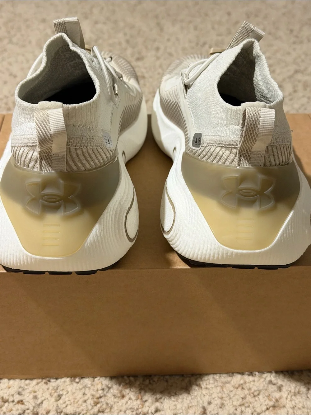 UNDER ARMOUR PHANTOM 4 HOVR STORM TRAINERS Summit White/White Quartz/ Anthracite